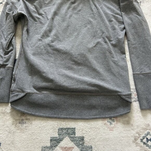 Lululemon Womens Jacket Size 10 Gray Turtleneck Zip Pockets Heavy Athletic Yoga - Picture 10 of 11